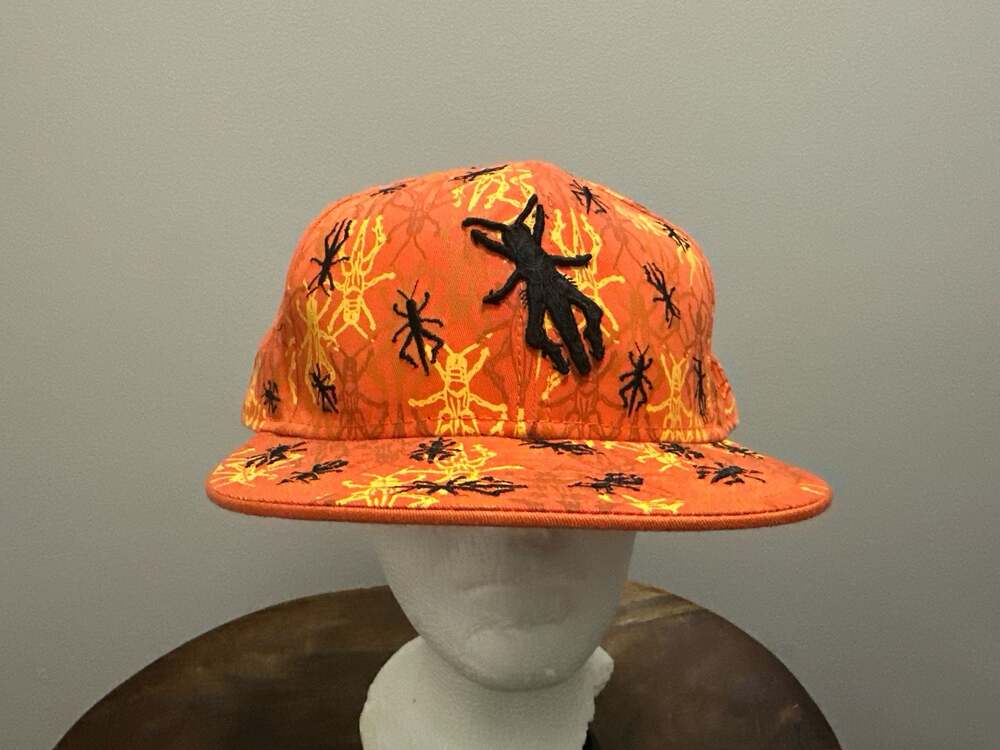 New Era 59FIFTY Insects Pack Orange Cricket All Over Print Fitted Hat Size 7 7/8